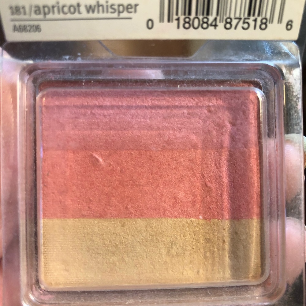 AVEDA blush (apricot whisper) 😘